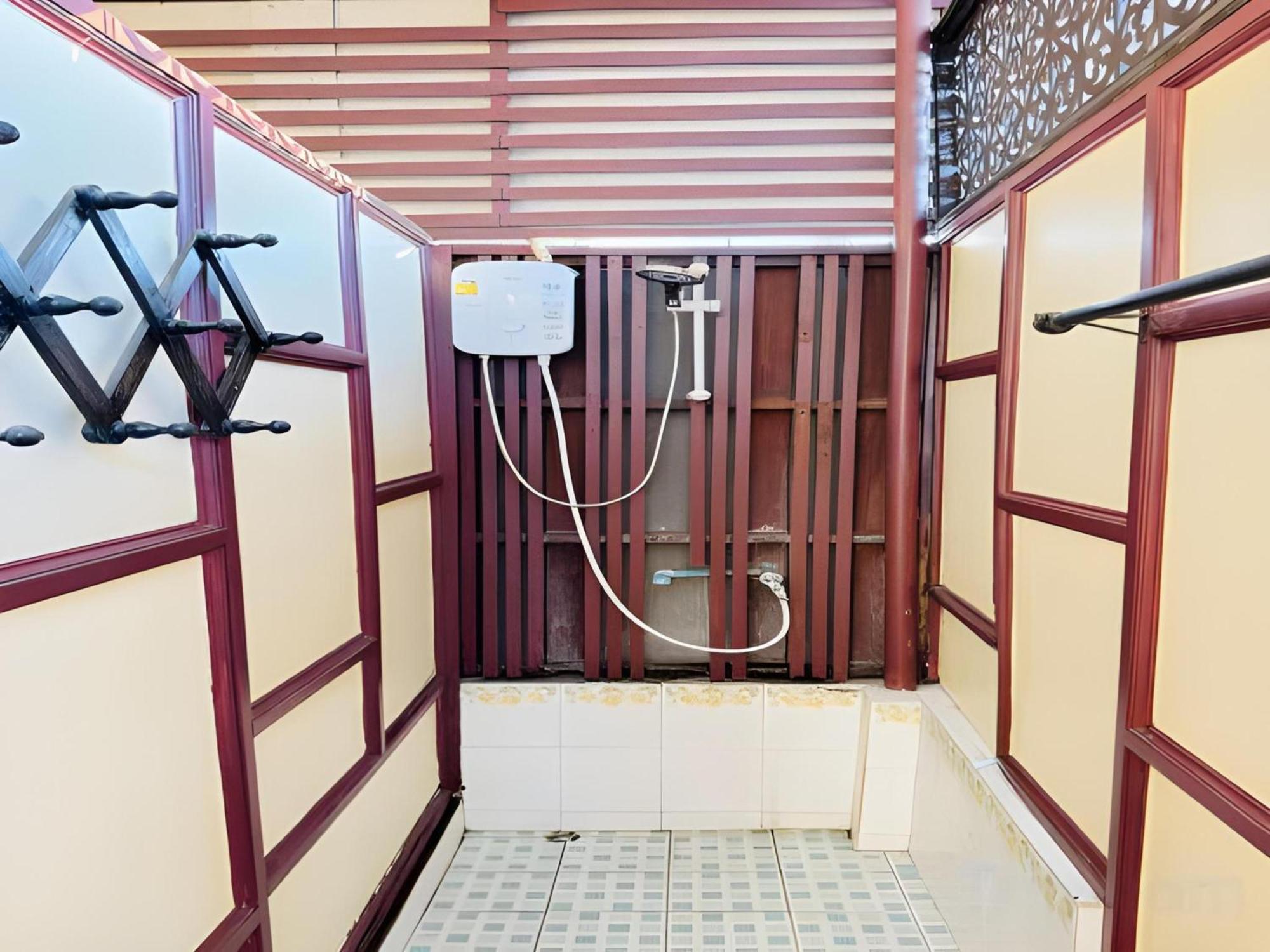 Collection O Bupamontra Chiangmai Hotell Chiang Mai Eksteriør bilde