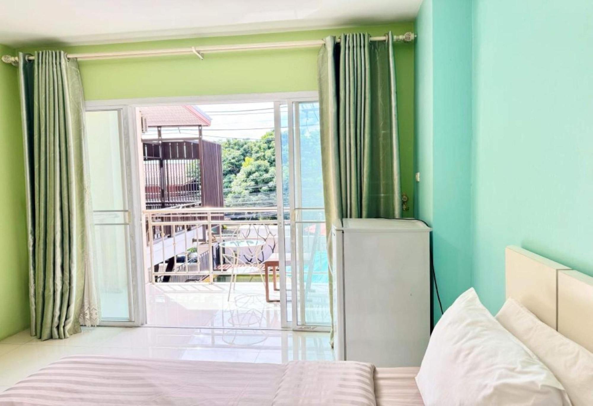 Collection O Bupamontra Chiangmai Hotell Chiang Mai Eksteriør bilde