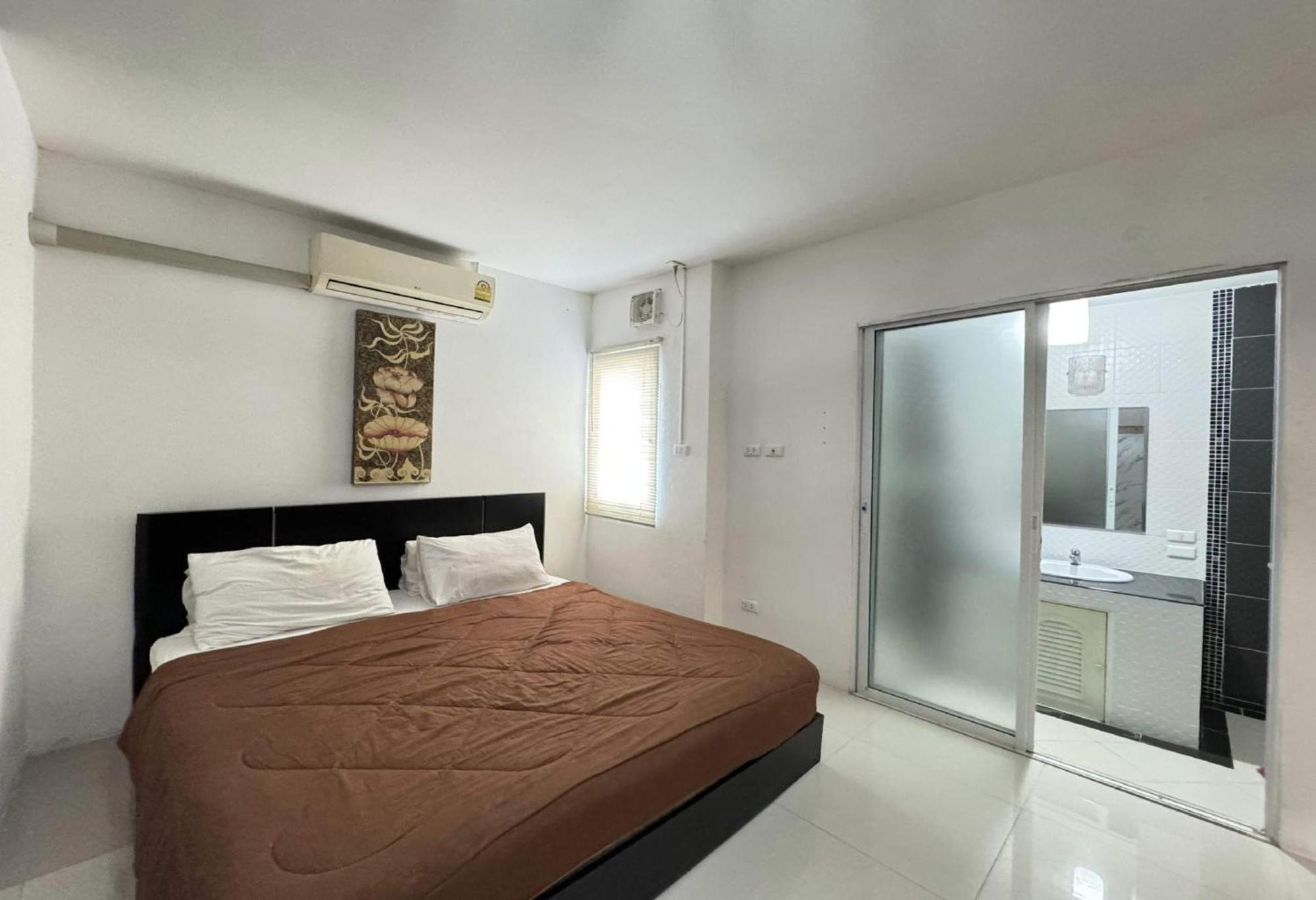 Collection O Bupamontra Chiangmai Hotell Chiang Mai Eksteriør bilde