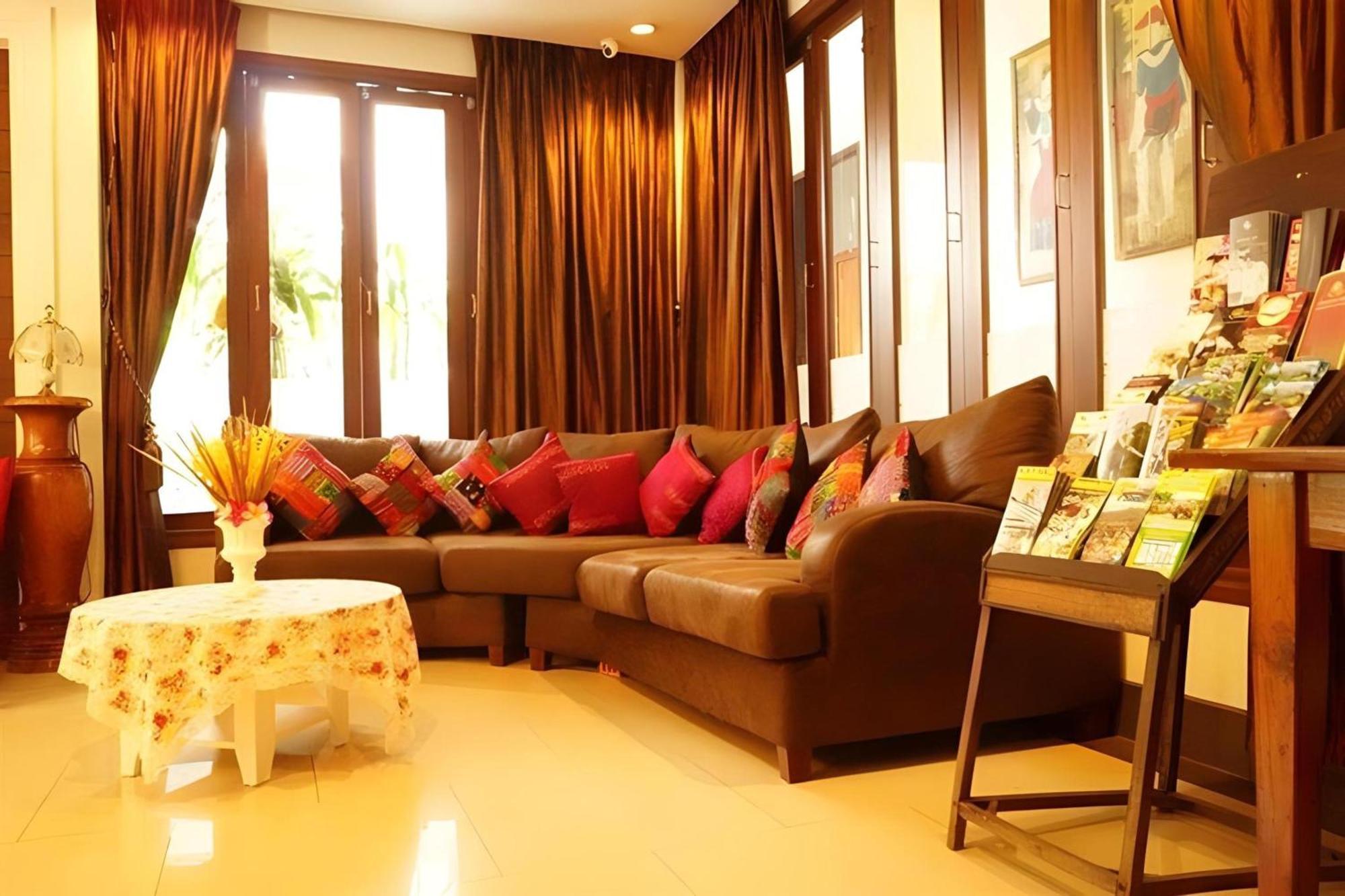 Collection O Bupamontra Chiangmai Hotell Chiang Mai Eksteriør bilde